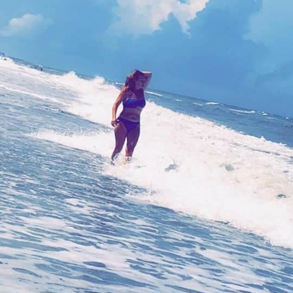 Meet your Posher, Traci - Picture 6 of 6